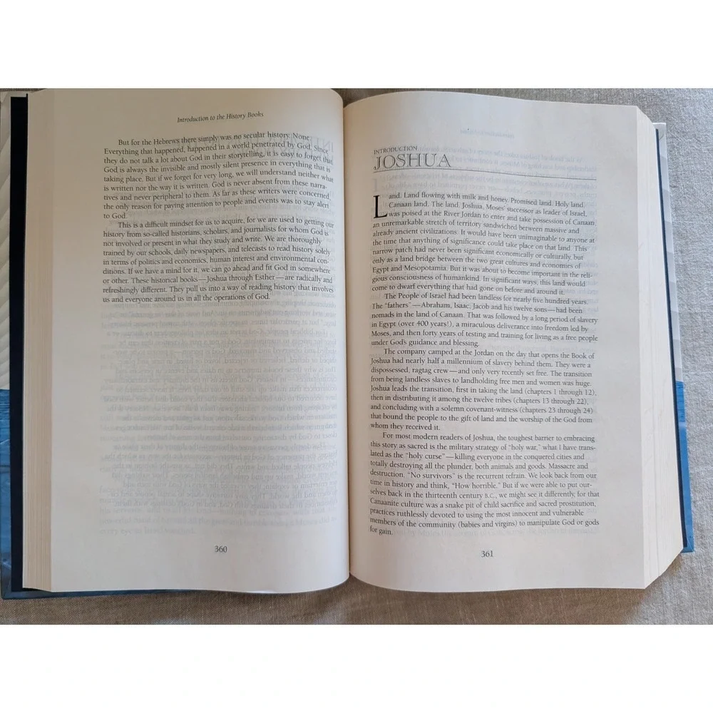 The Message: The Bible in Contemporary Language - Hardcover